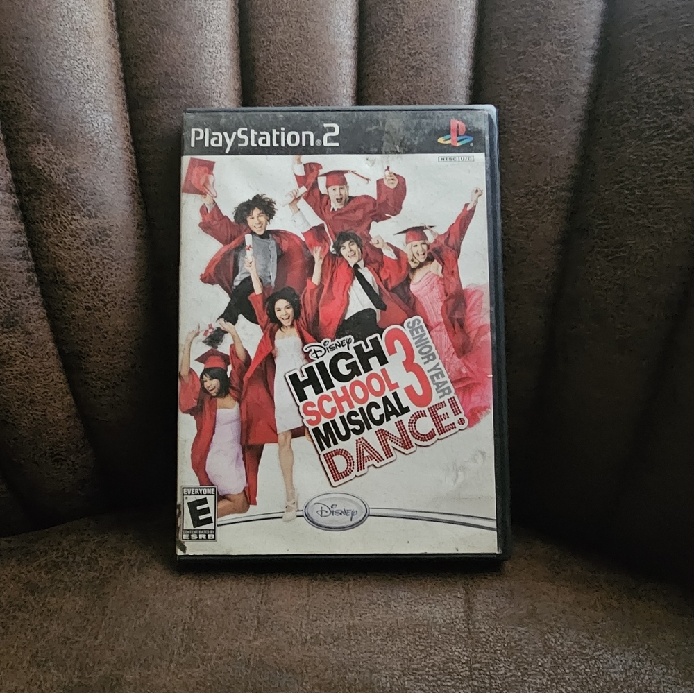 High School Musical 3: Senior Year Dance (Sony PlayStation 2, 2008) CIB Tested